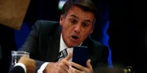 Bolsonaro celular