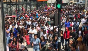estudiantes-ecuador
