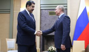 MaduroyPutinenRusiaManos
