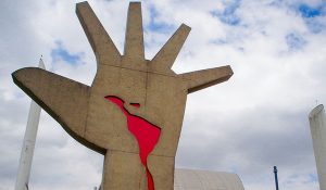 Monumento-America-Niemeyer-Brasil-Paulisson_CYMIMA20160402_0002_16