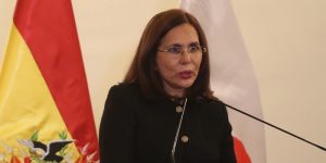 Karen Longaric Bolivia canciller
