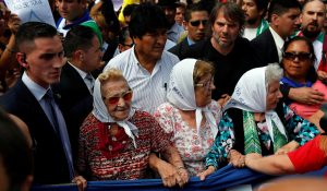 Evo Morales Madres de Plaza de Mayo