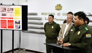 PoliciaBolivia