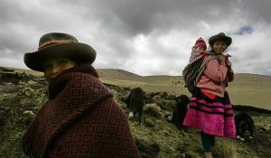 Baja-escolaridad-violencia-indigenas-Peru_EDIIMA20191219_1063_4
