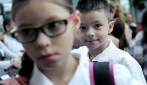 Escolares en su primer dia de clases en la escuela Republica de Pamama Nº 28 de Montevideo. Foto: Javier Calvelo/ adhocFotos