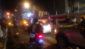 caravana paraguay protesta