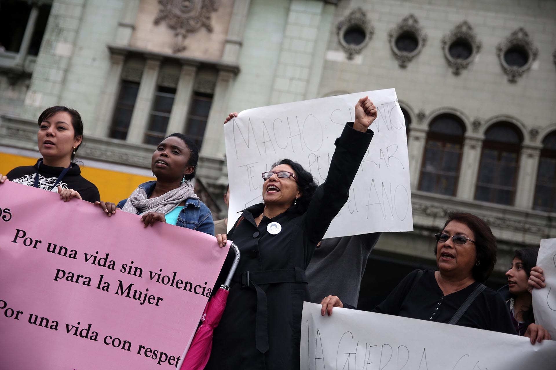 Guatemala Protesta por ola de feminicidios 42 mujeres fueron