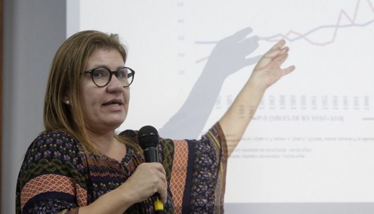 Pasqualina Curcio, economista: “La dolarización en Venezuela es una de las  consecuencias de la guerra económica” - NODAL