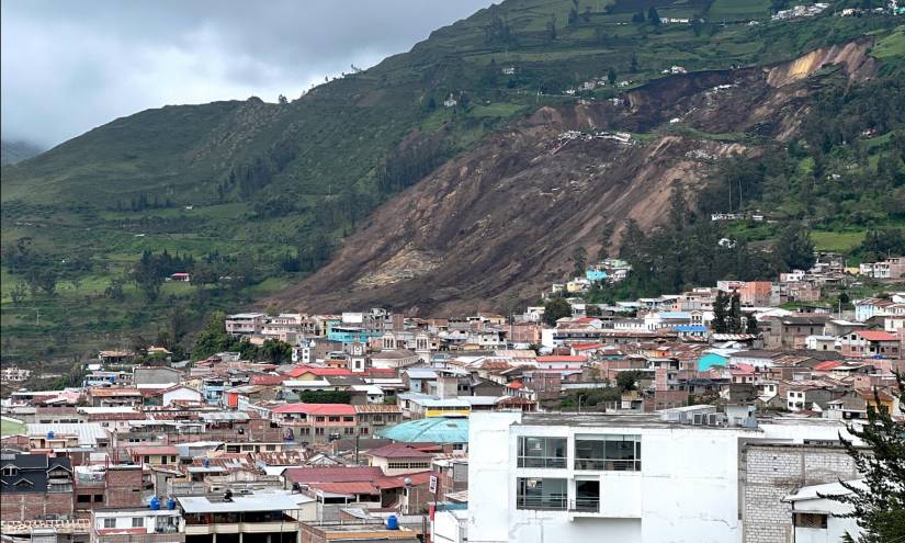 Ecuador | Al menos 12 personas fallecidas y 67 desaparecidas por deslizamiento de tierras en Alausí