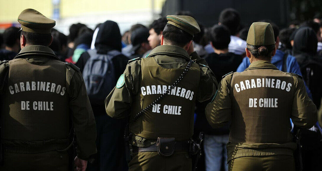 Carabineros-de-Chile-es-una-institucion-policial-militarizada-que-integra-las-Fuerzas-de-Orden-y