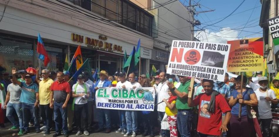 República Dominicana | Ambientalistas protestaron frente al Palacio Nacional contra la privatización del agua