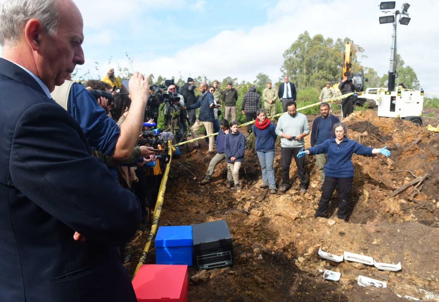 Uruguay | Hallan restos humanos en predio del Ejército e investigan si  pertenecen a víctimas de la dictadura - NODAL