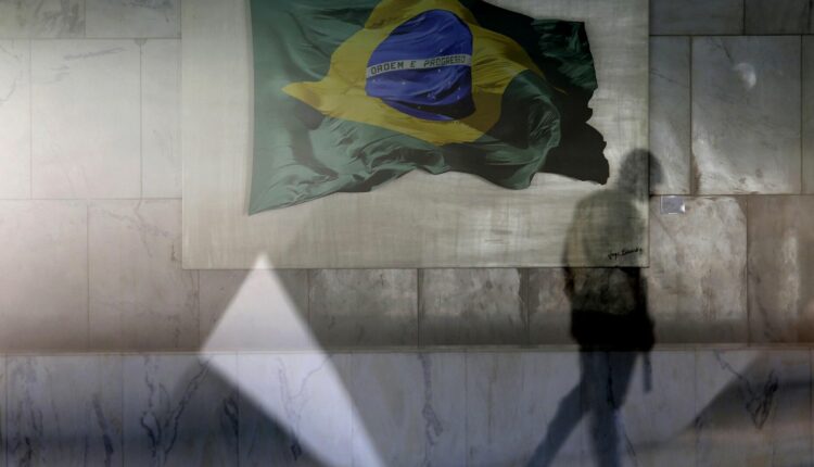 https://www.nodal.am/wp-content/uploads/2023/09/brasil-deficit.jpg